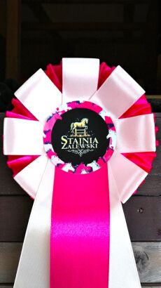 Kotylion podwójny z listkami - fuksja / pudrowy róż