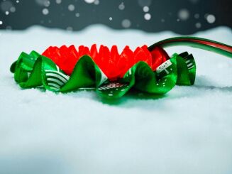 Kotylion świąteczny - zielony w choinki - 2