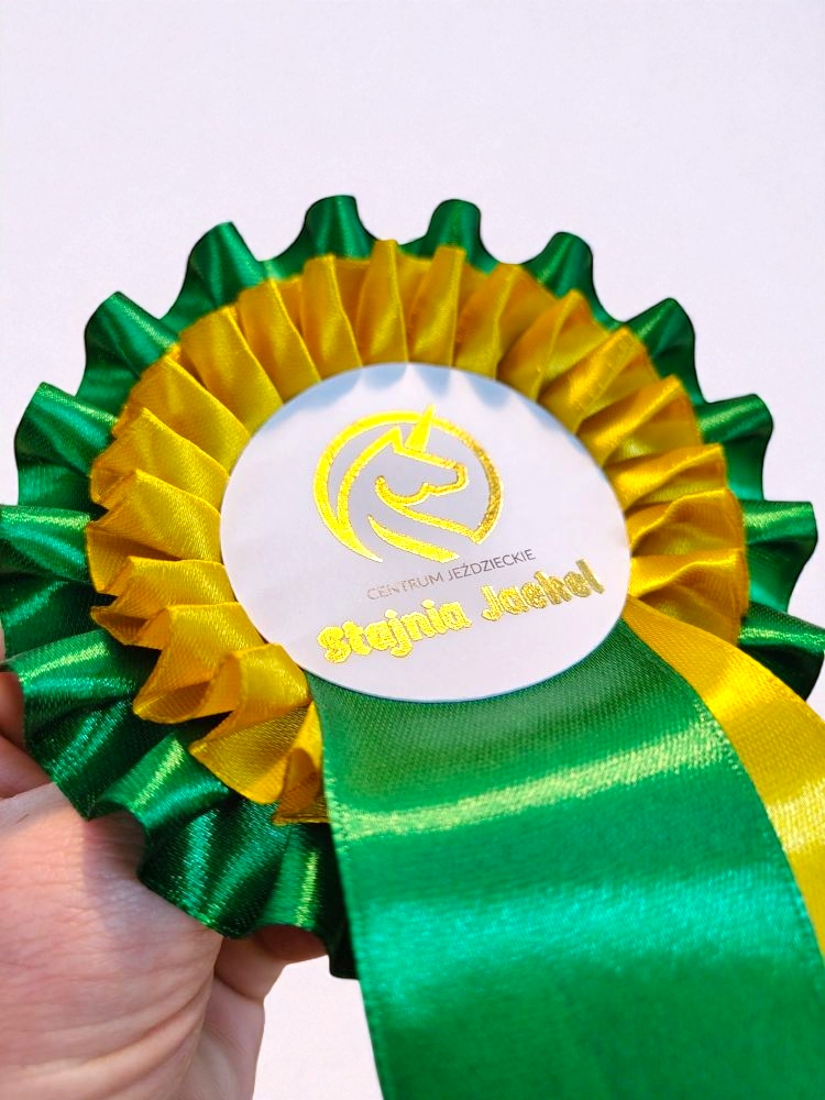 Kotylion z złoceniem